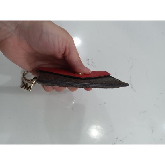Michael Kors keychain Card Wallet flip snap red brown logo flap closure chic - Picture 7 of 7
